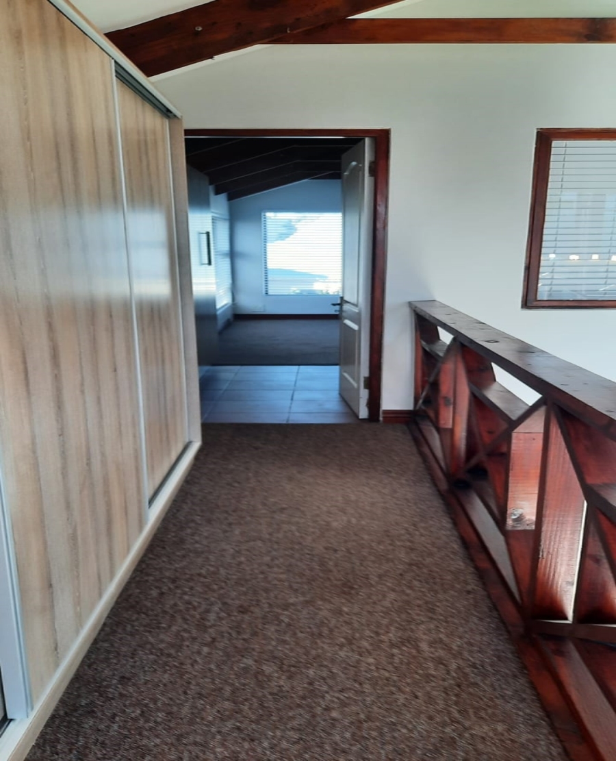 4 Bedroom Property for Sale in Marina Martinique Eastern Cape